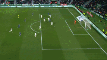 陈金锋在 2002 年代表洛杉矶道奇队出赛，成为首位在大联盟登场的台湾球员